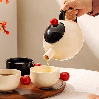 Fashionable creative teapot and teacup