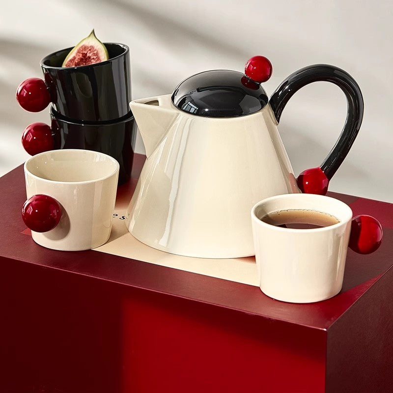 Fashionable creative teapot and teacup